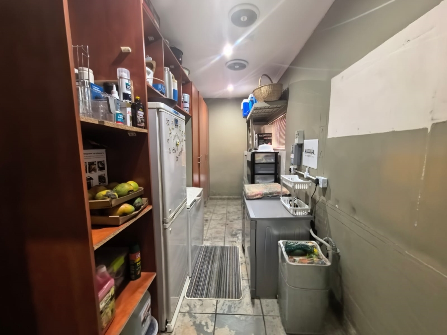 3 Bedroom Property for Sale in Waterval East North West